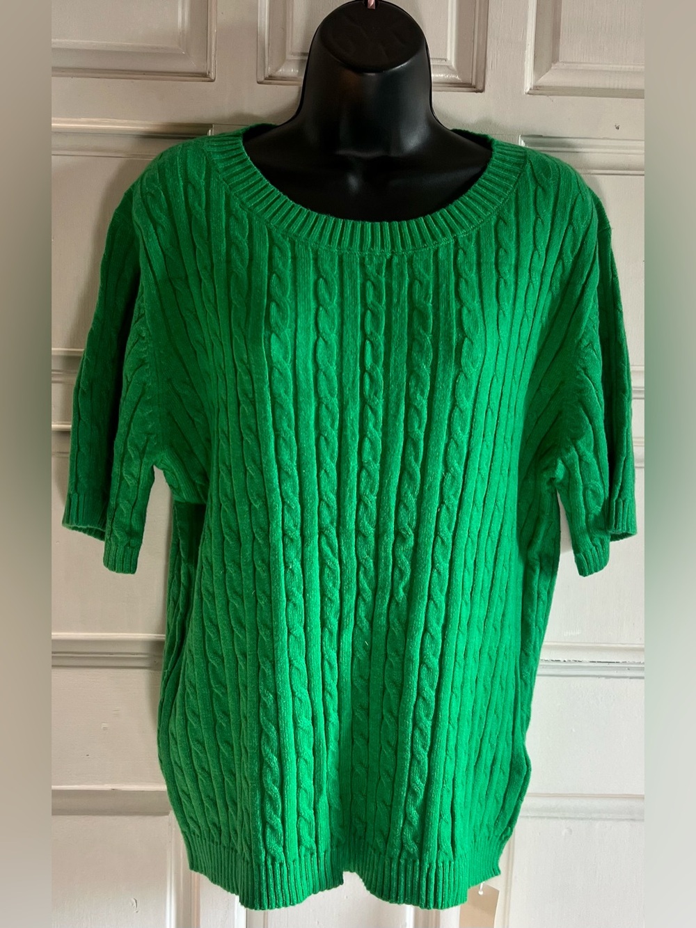 Green Cable Knit Women's Sweater - Classic Short Sleeve